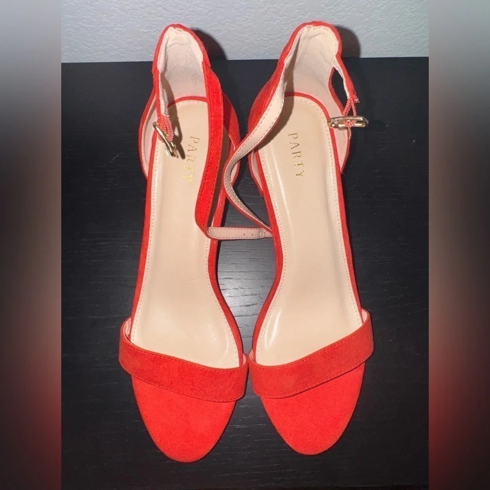 Party Open Toe Ankle Strap Low Short Chunk Block Heel Red Suede Size 9